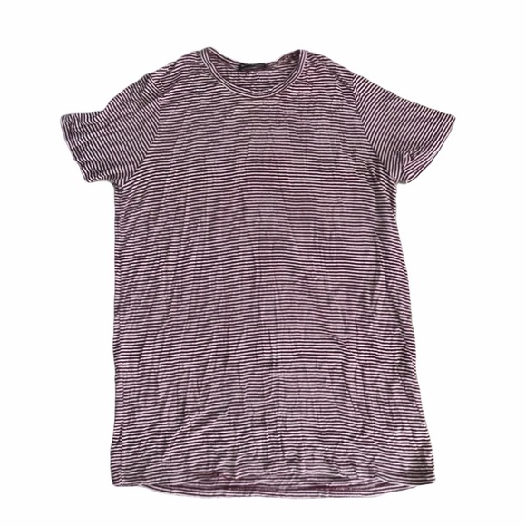 Brandy Melville Red & White Oversized T-Shirt - Picture 2 of 4